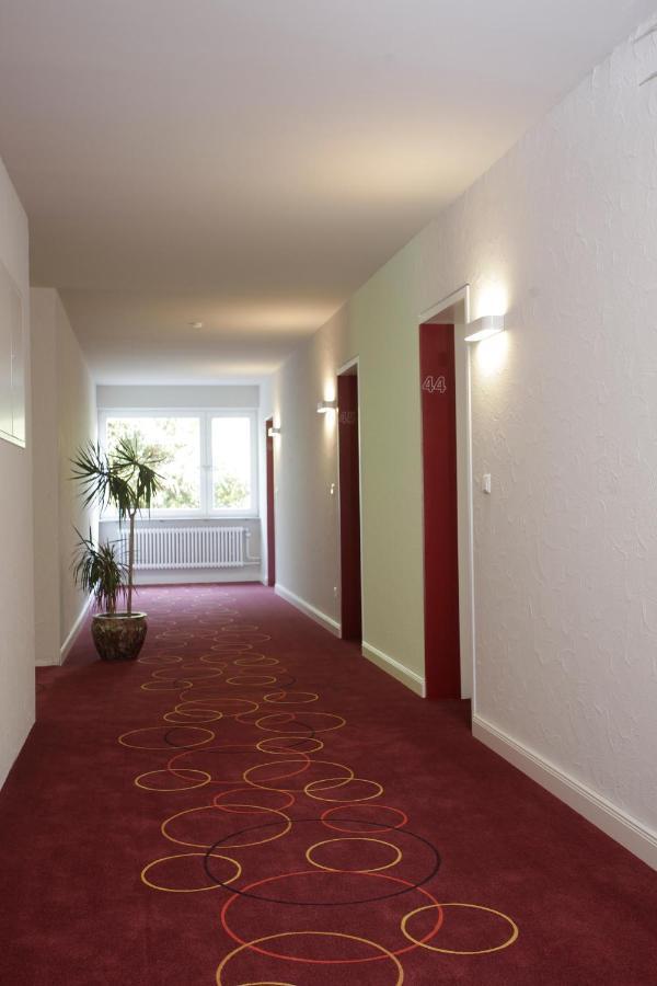 Stern Hotel Albershausen Buitenkant foto